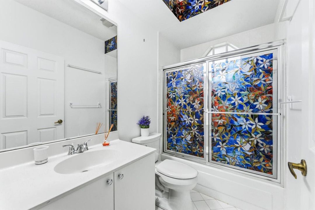2nd Bathroom