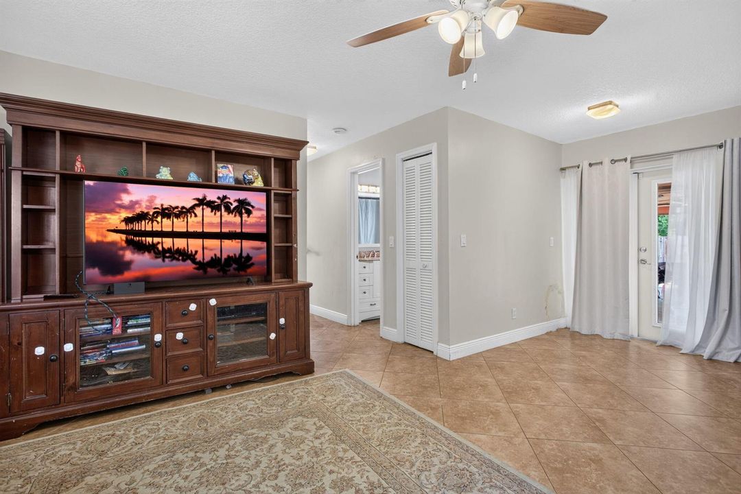 35-web-or-mls-11241-