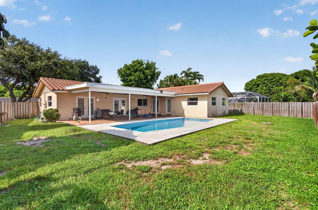 5-web-or-mls-11241-7585