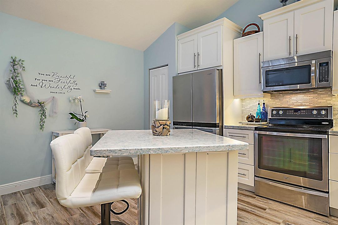 5729 Golden Eagle Circle-11