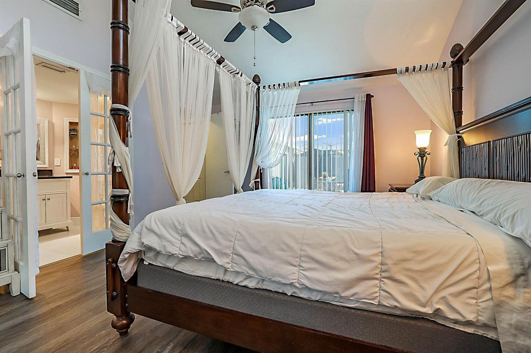 5729 Golden Eagle Circle-21