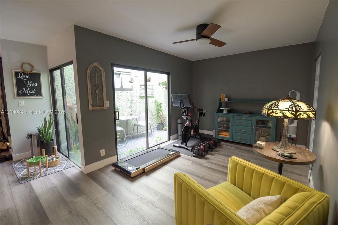 En Venta: $399,999 (3 camas, 2 baños, 1341 Pies cuadrados)
