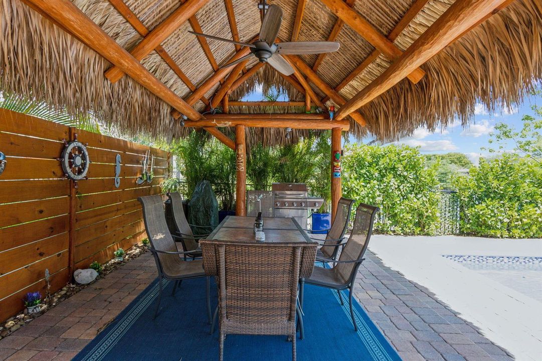 Tiki Hut