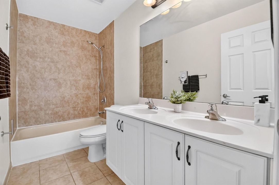 7662 SPATTERDOCK DR.
