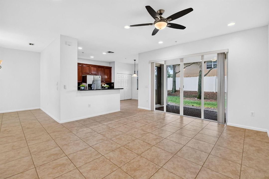 7662 SPATTERDOCK DR.
