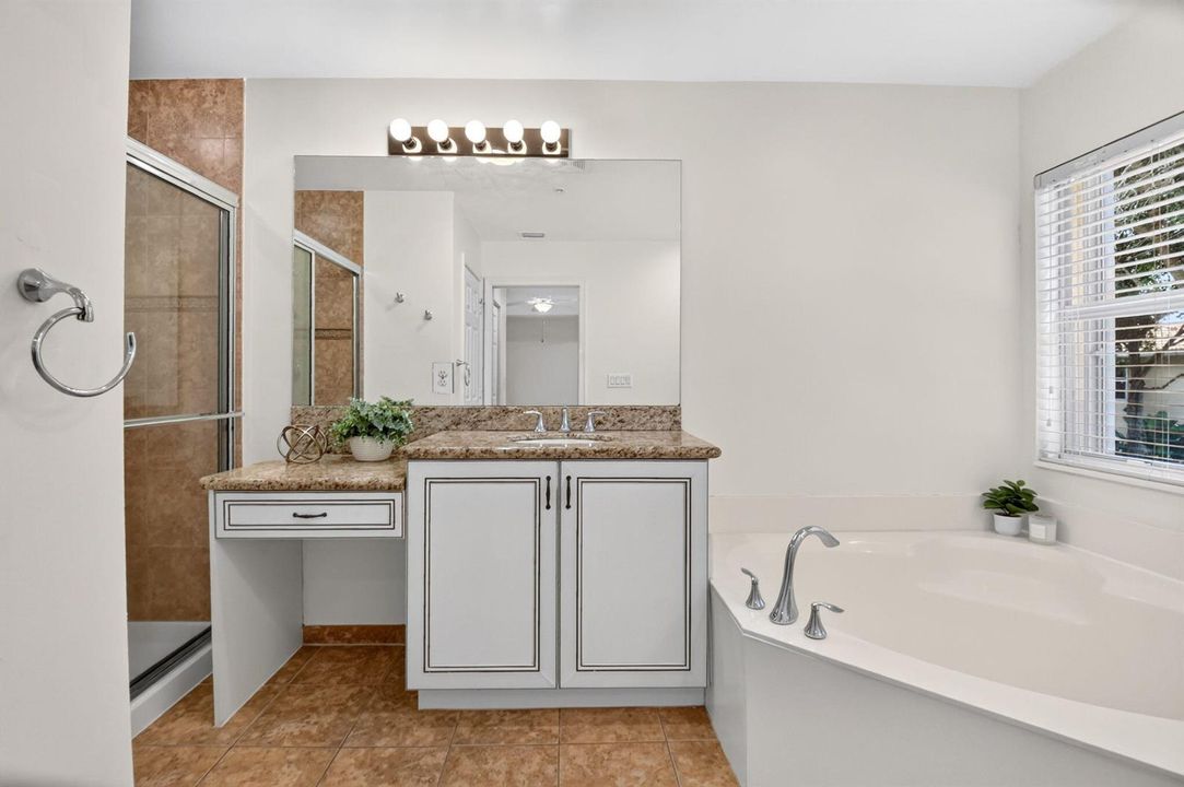 7662 SPATTERDOCK DR.