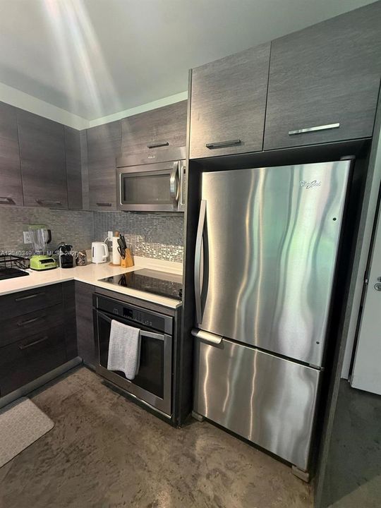 В аренду: $2,300 (1 спален, 1 ванн, 526 Квадратных фут)