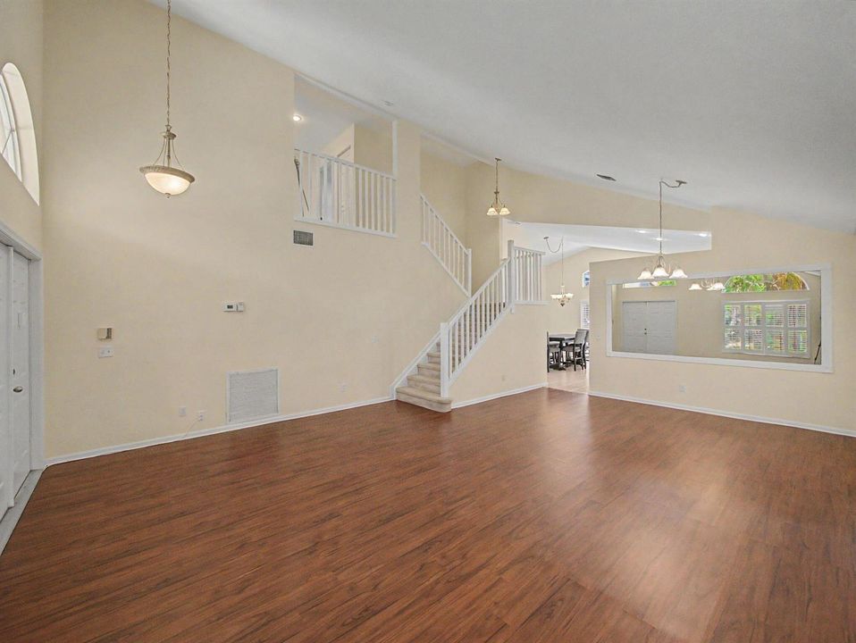 Living/Dining Room
