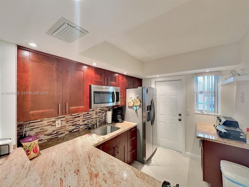 En Venta: $197,900 (1 camas, 1 baños, 732 Pies cuadrados)