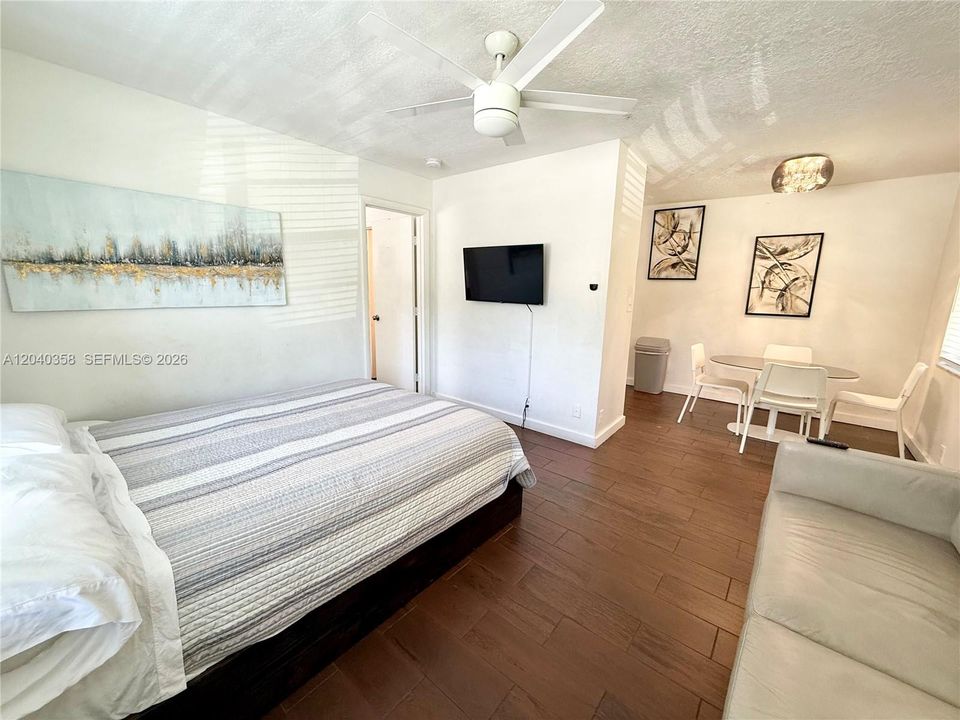 В аренду: $1,750 (1 спален, 1 ванн, 600 Квадратных фут)