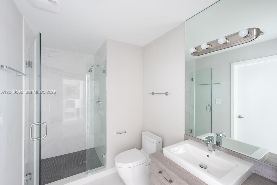 В аренду: $5,800 (2 спален, 3 ванн, 1312 Квадратных фут)
