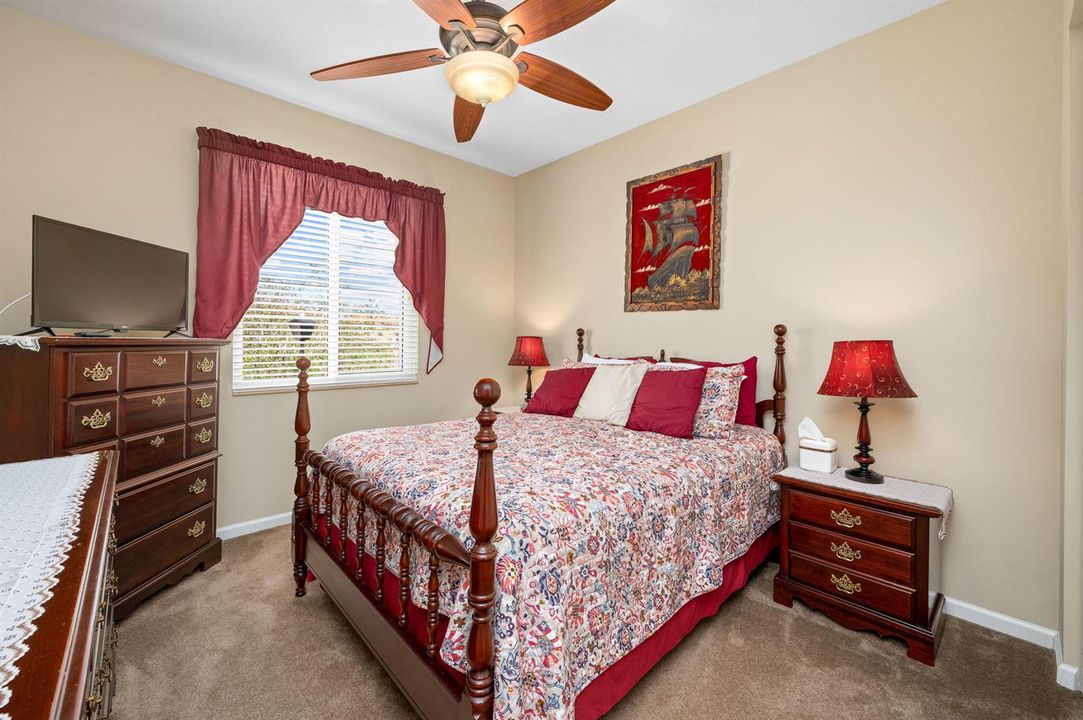 17-web-or-mls-2161 NW Padova St - 17