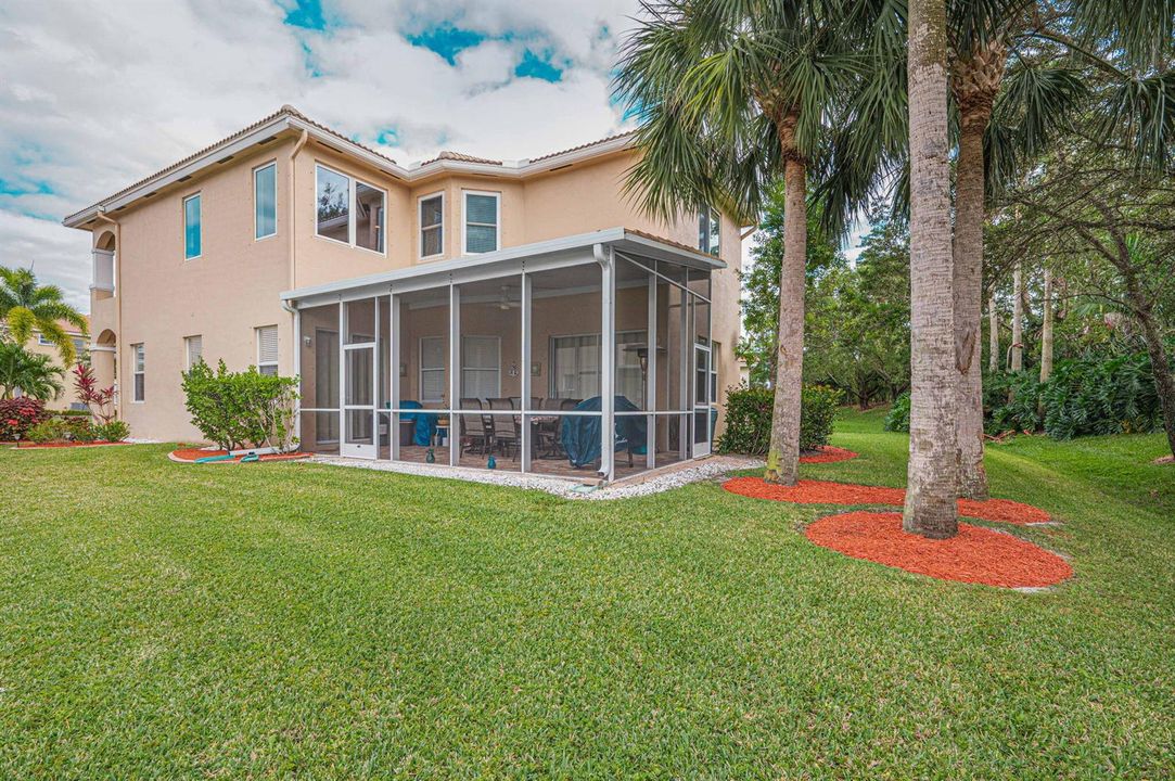 26-web-or-mls-2161 NW Padova St - 26