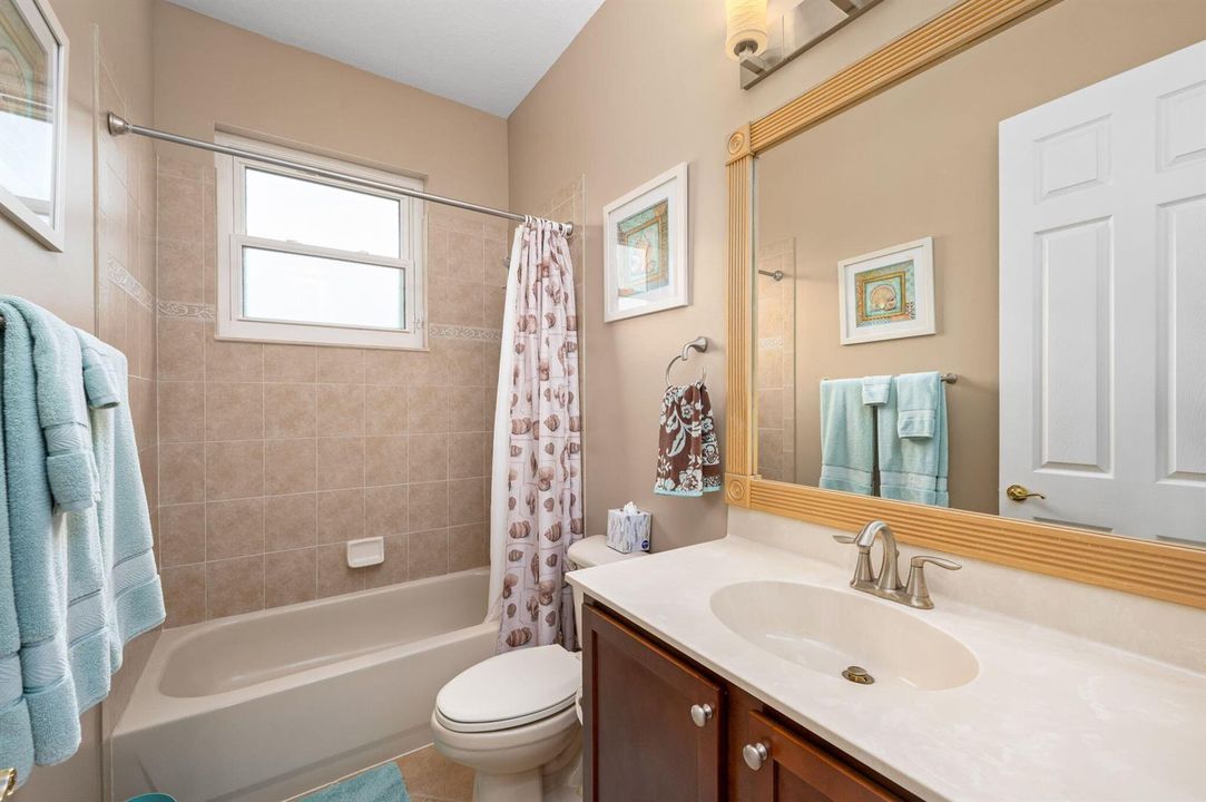 16-web-or-mls-2161 NW Padova St - 16