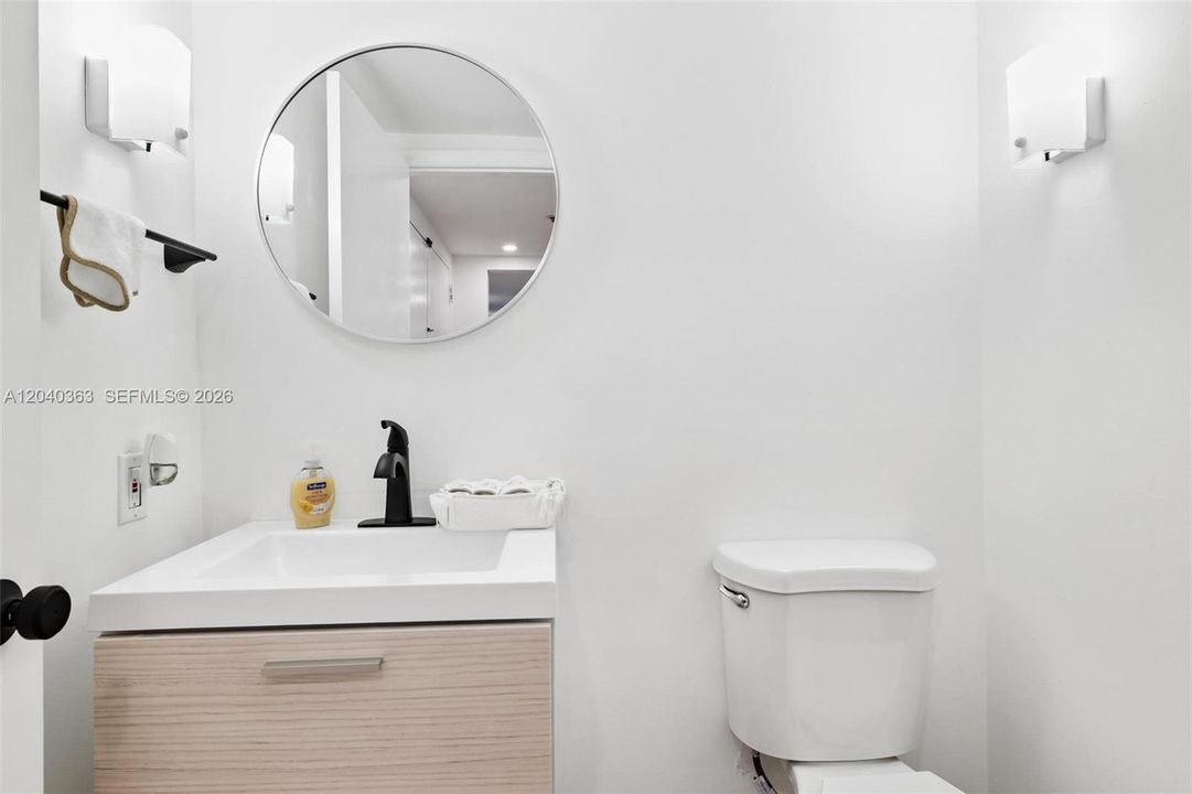 En Venta: $1,575,000 (2 camas, 2 baños, 2018 Pies cuadrados)
