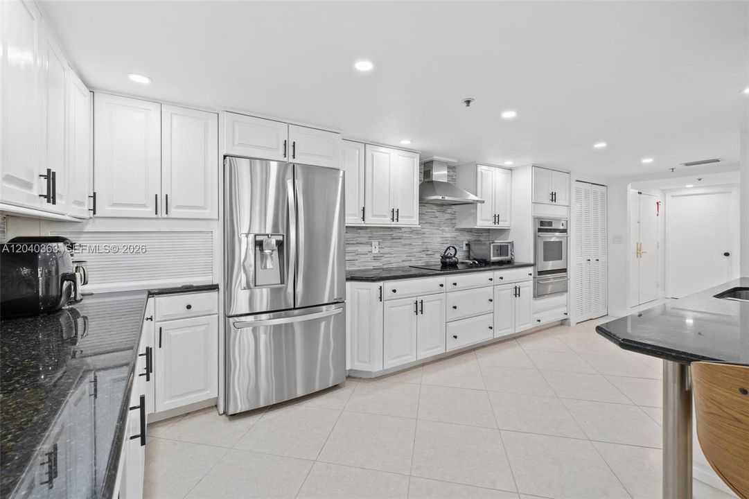 En Venta: $1,575,000 (2 camas, 2 baños, 2018 Pies cuadrados)