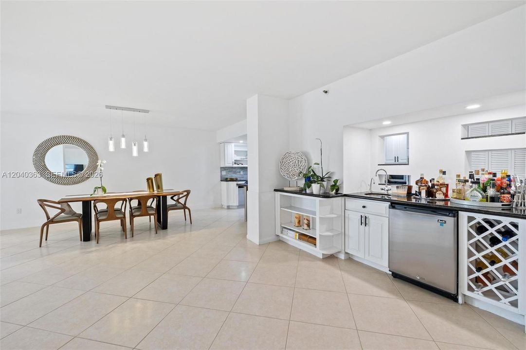 En Venta: $1,575,000 (2 camas, 2 baños, 2018 Pies cuadrados)