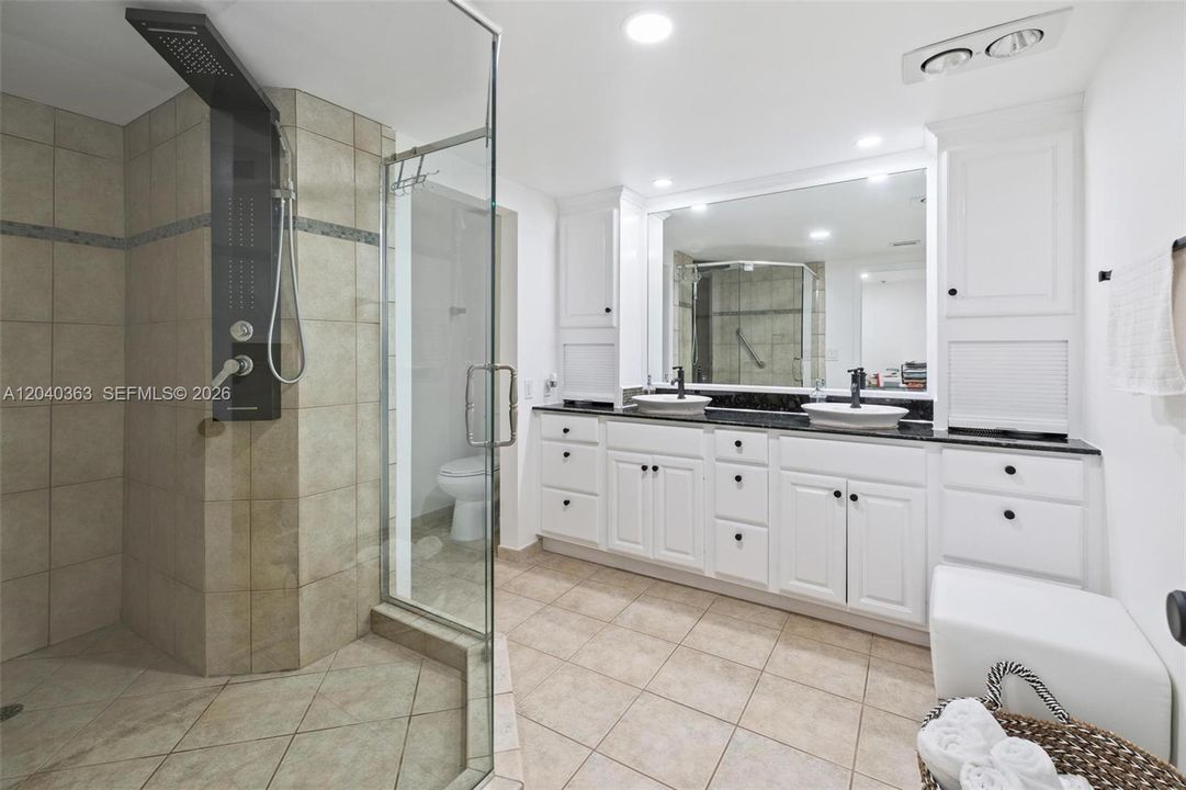 En Venta: $1,575,000 (2 camas, 2 baños, 2018 Pies cuadrados)