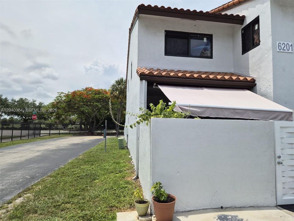 For Sale: $421,500 (2 beds, 2 baths, 0 Square Feet)