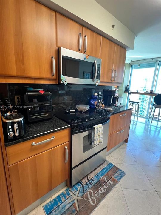 En Renta: $9,990 (3 camas, 3 baños, 2340 Pies cuadrados)