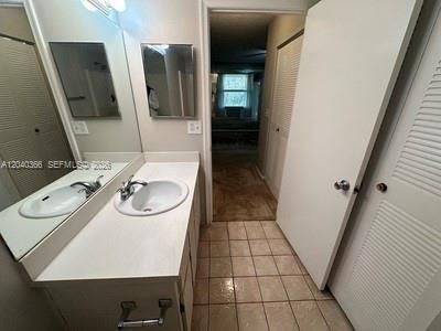 На продажу: $150,000 (1 спален, 1 ванн, 621 Квадратных фут)