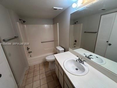 На продажу: $150,000 (1 спален, 1 ванн, 621 Квадратных фут)