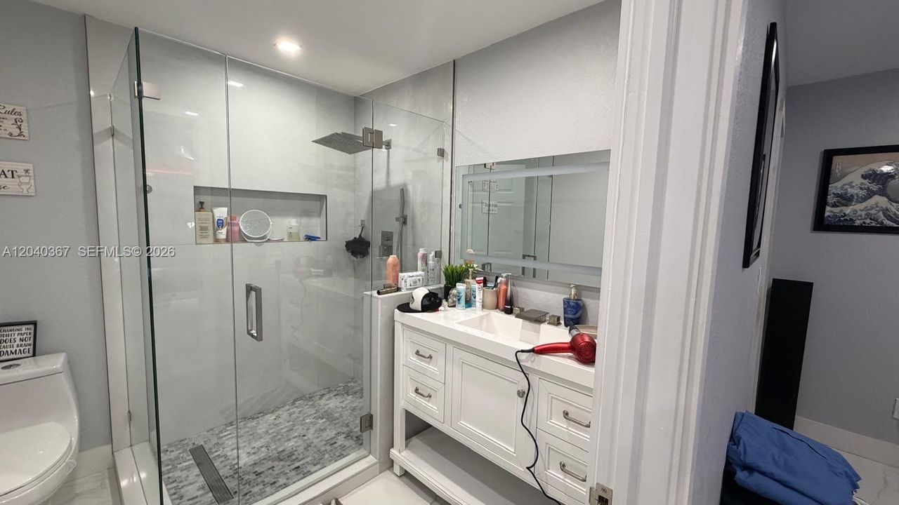 На продажу: $839,900 (4 спален, 3 ванн, 2525 Квадратных фут)
