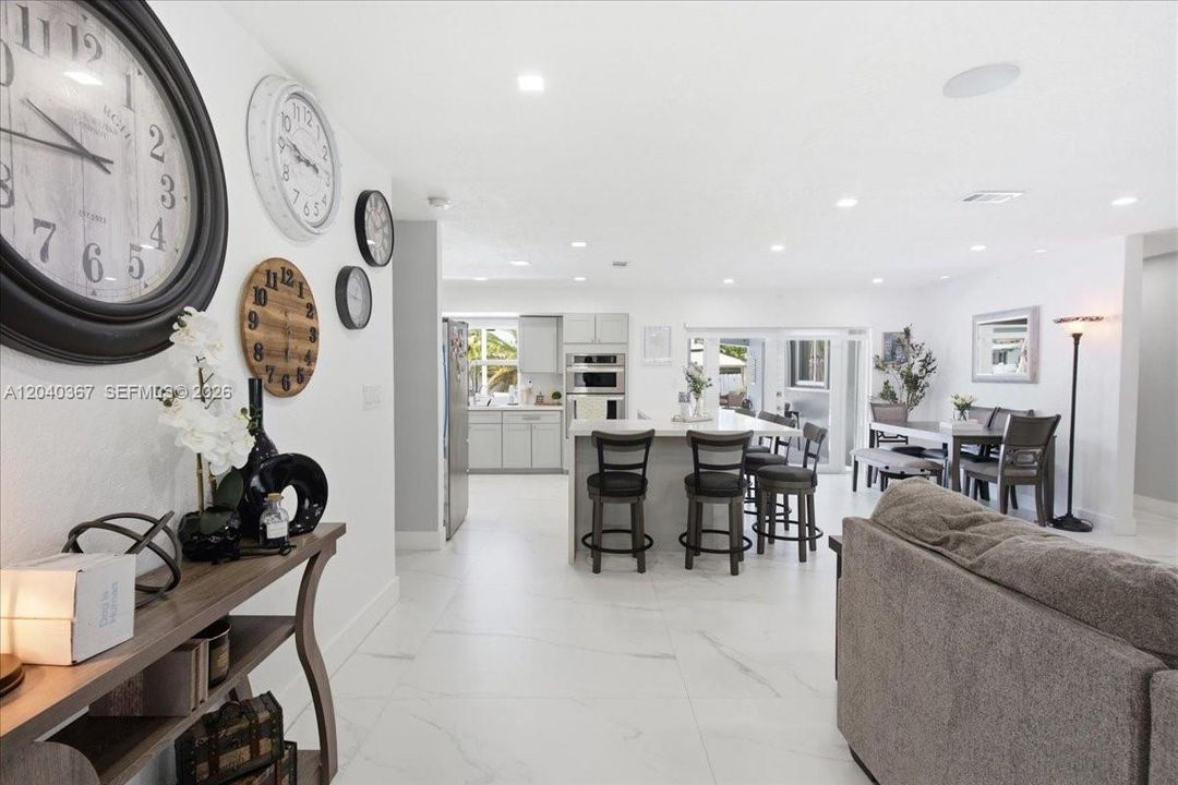 Active With Contract: $839,900 (4 beds, 3 baths, 2525 Square Feet)