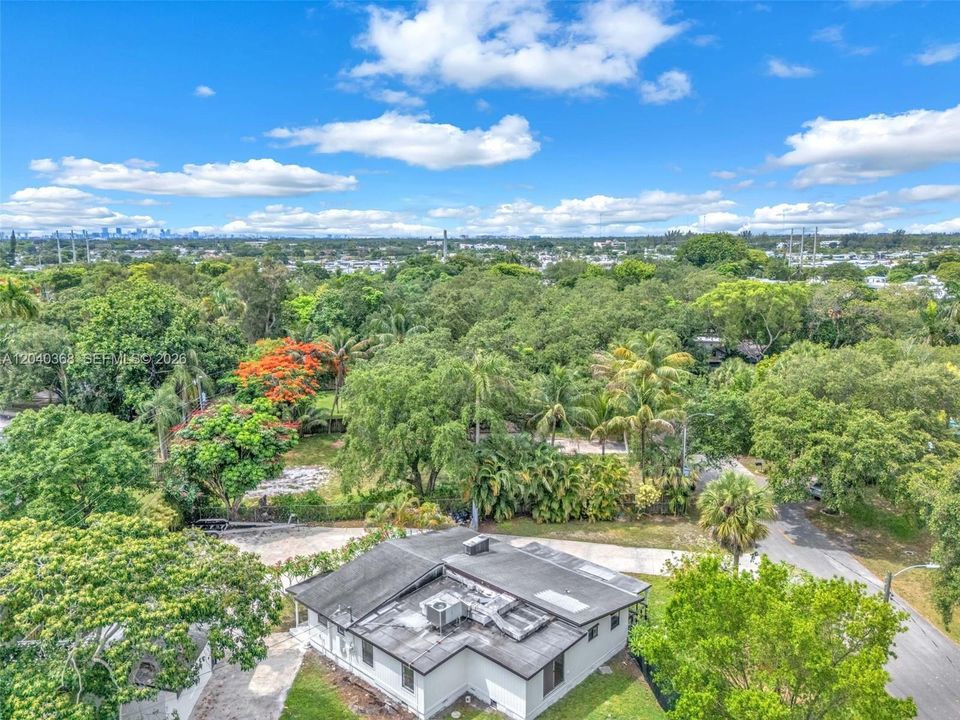 На продажу: $649,000 (3 спален, 2 ванн, 1710 Квадратных фут)