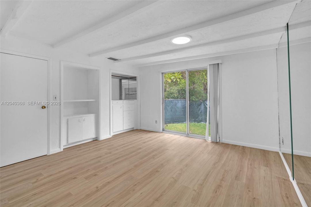 На продажу: $649,000 (3 спален, 2 ванн, 1710 Квадратных фут)