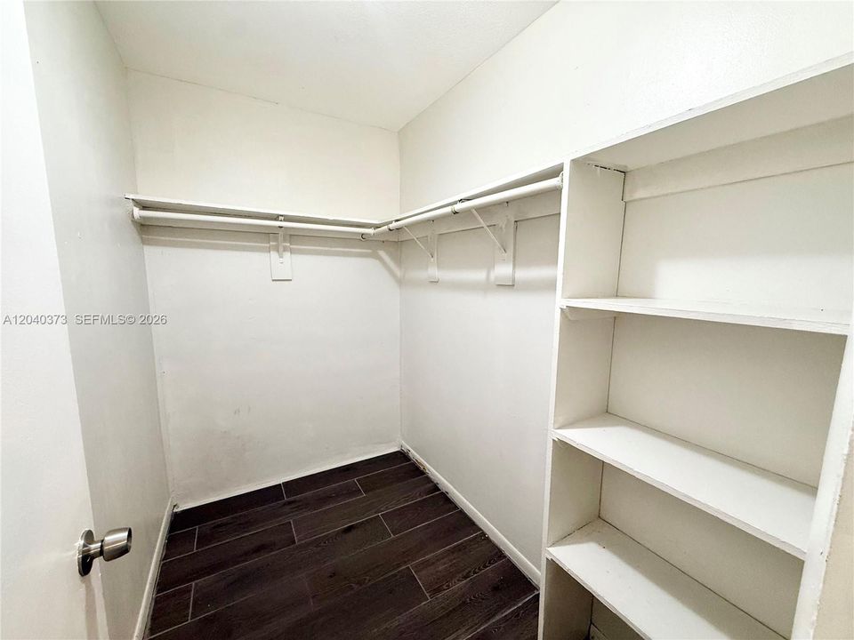 For Rent: $1,750 (1 beds, 1 baths, 600 Square Feet)