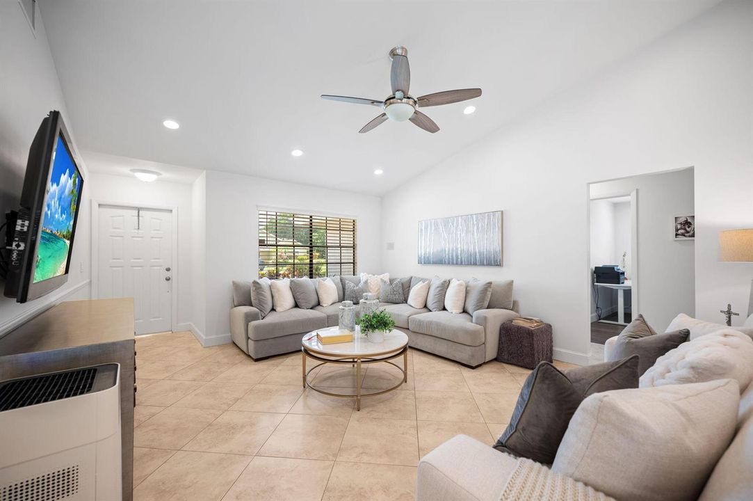8-web-or-mls-22416-swordfish-dr