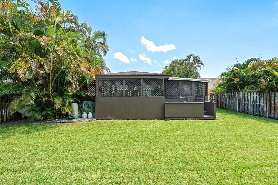 33-web-or-mls-22416-swordfish-dr
