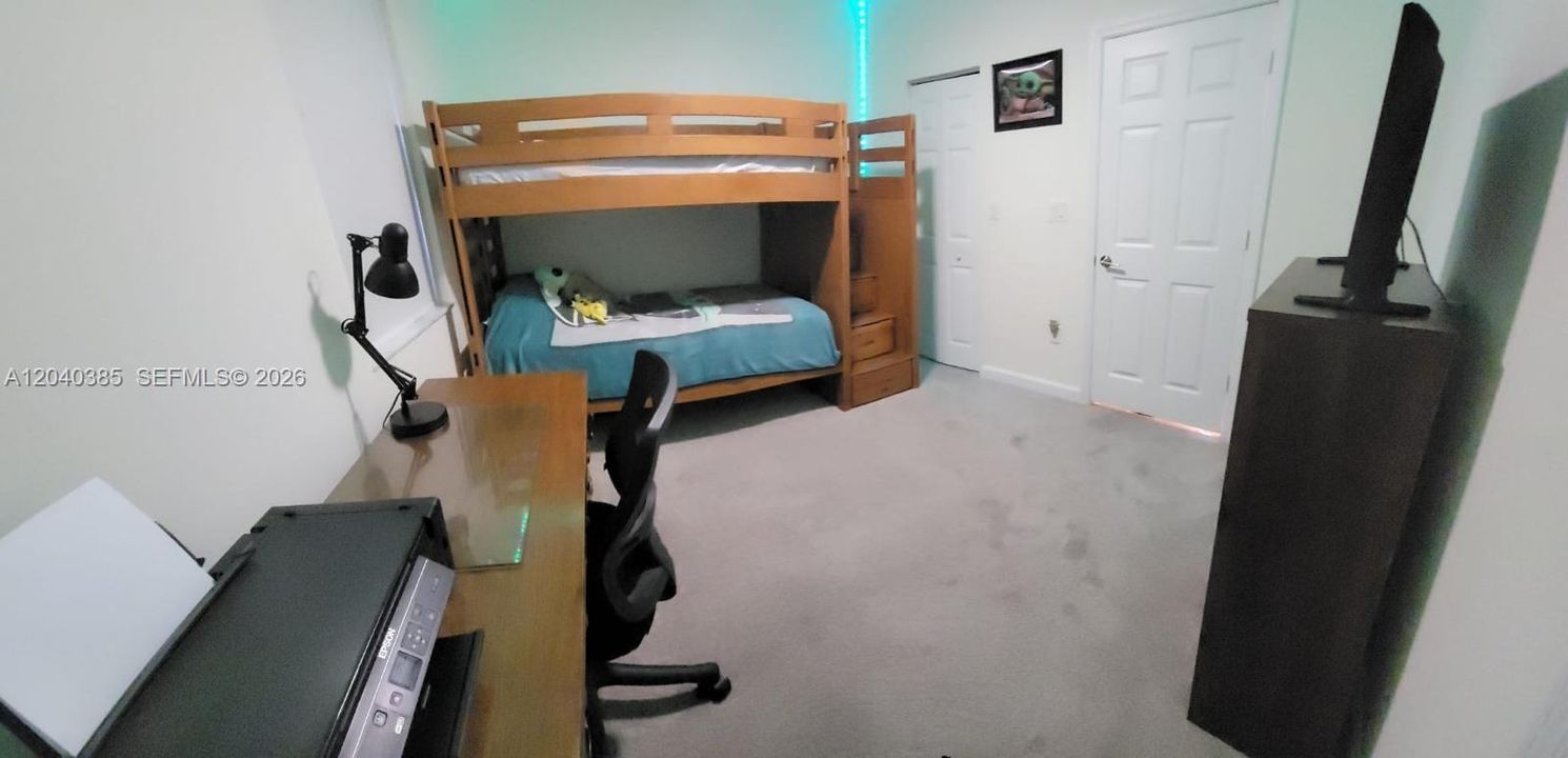 For Rent: $3,350 (3 beds, 3 baths, 1332 Square Feet)