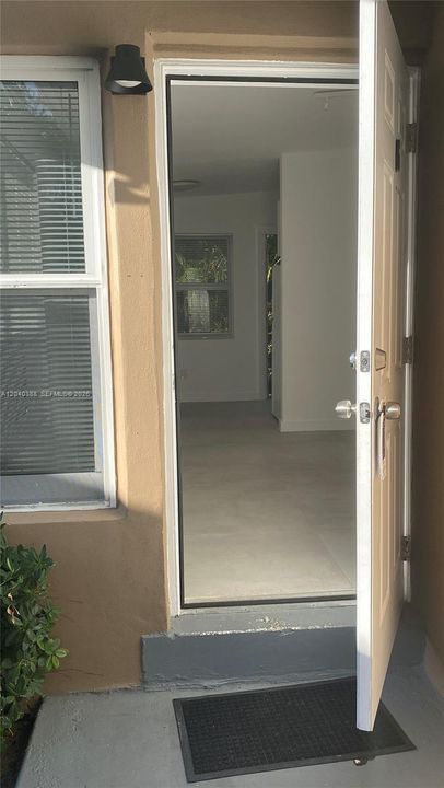 En Renta: $1,650 (1 camas, 1 baños, 700 Pies cuadrados)