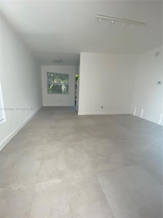 En Renta: $1,650 (1 camas, 1 baños, 700 Pies cuadrados)