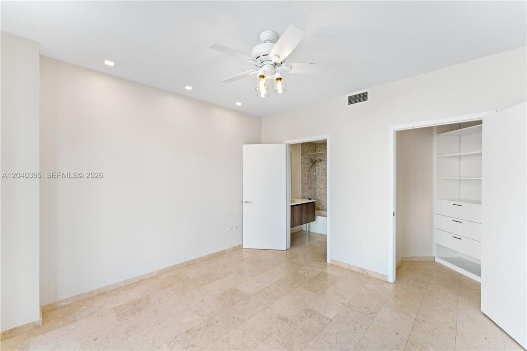 For Rent: $8,250 (3 beds, 3 baths, 1645 Square Feet)