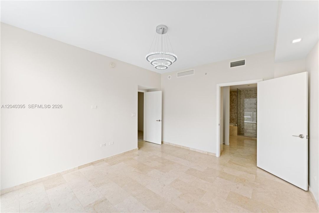 For Rent: $8,250 (3 beds, 3 baths, 1645 Square Feet)