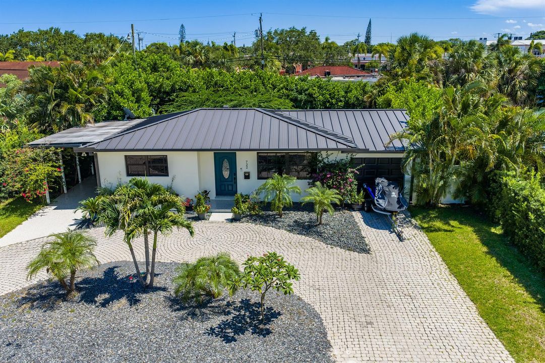722 Greenbriar dr-16