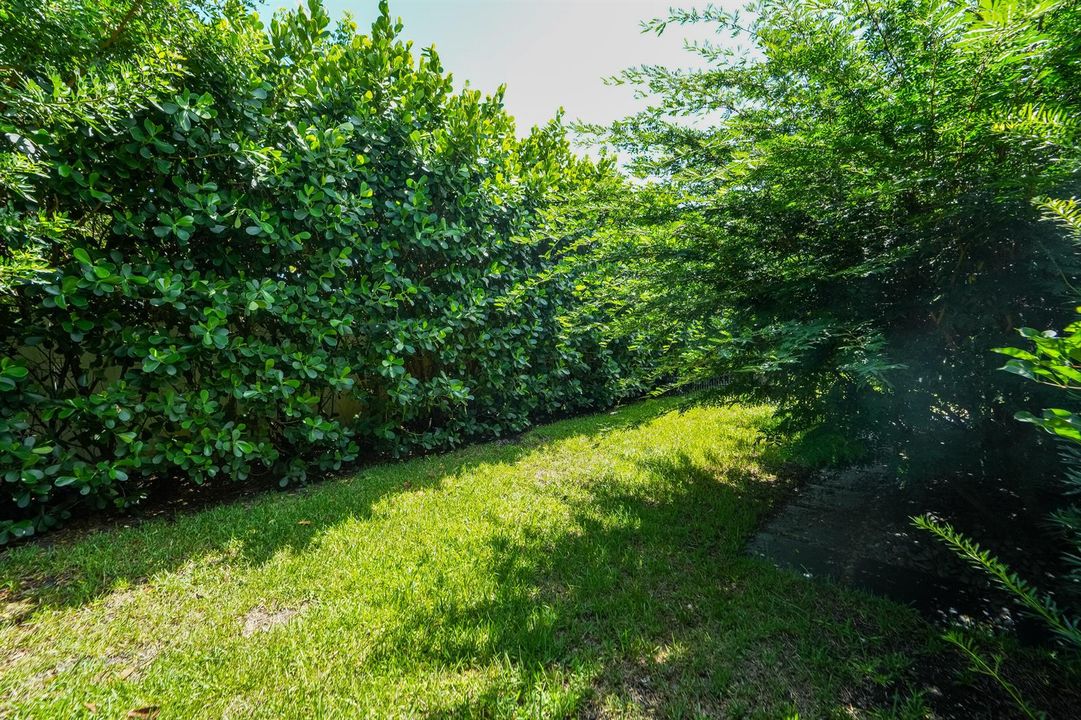 722 Greenbriar dr o-8