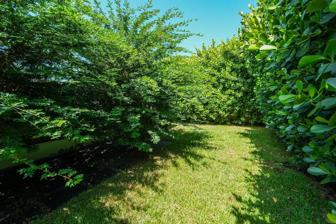722 Greenbriar dr o-5