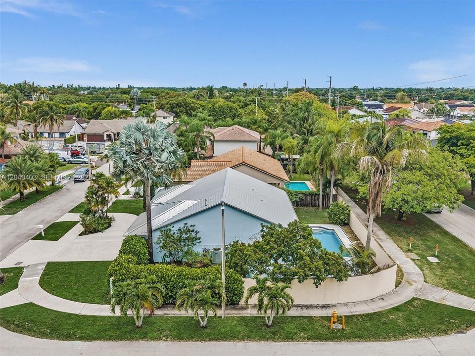 For Sale: $780,990 (3 beds, 2 baths, 2105 Square Feet)