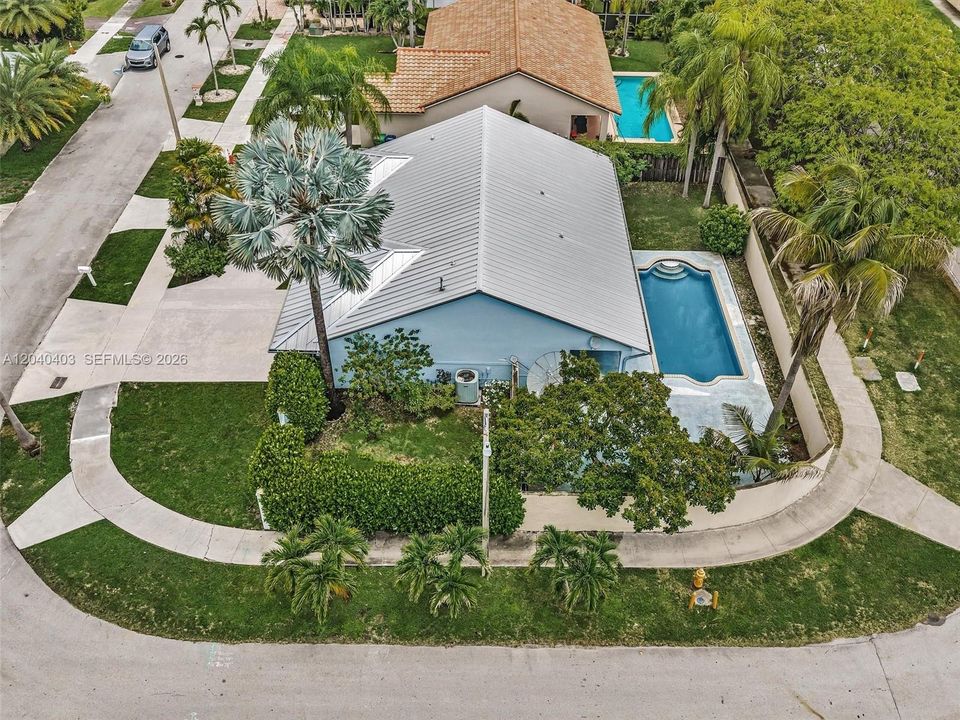 For Sale: $780,990 (3 beds, 2 baths, 2105 Square Feet)