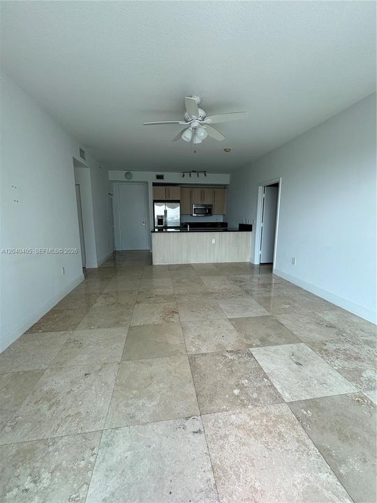 For Rent: $3,900 (2 beds, 2 baths, 1013 Square Feet)