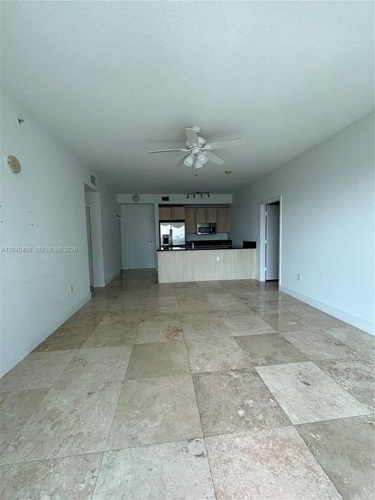 For Rent: $3,900 (2 beds, 2 baths, 1013 Square Feet)