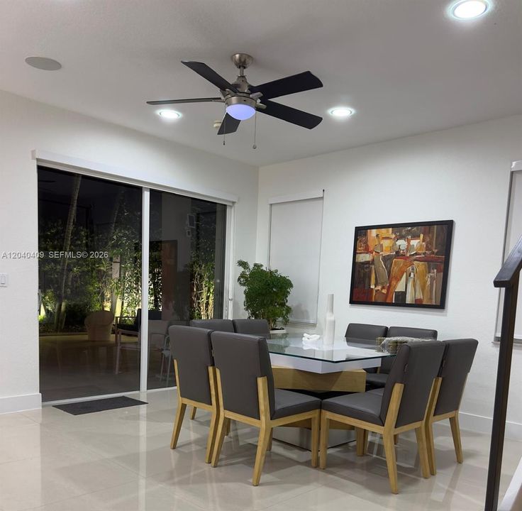 For Sale: $1,230,000 (5 beds, 3 baths, 2372 Square Feet)