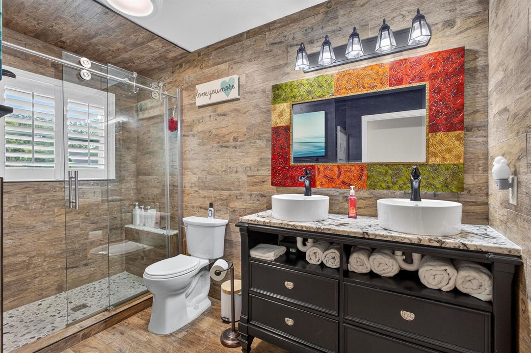 2nd bathroom