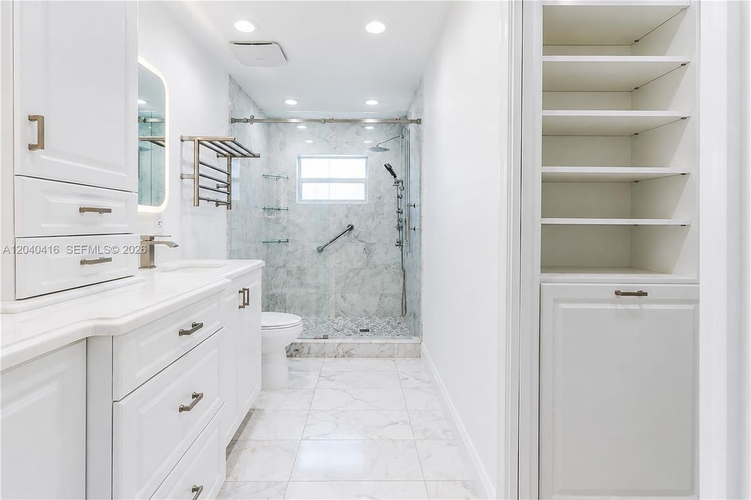 For Sale: $735,000 (4 beds, 2 baths, 1796 Square Feet)