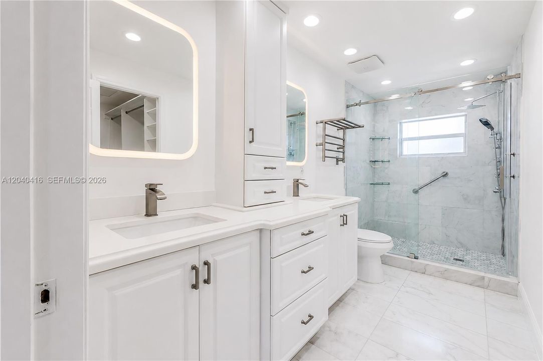 For Sale: $735,000 (4 beds, 2 baths, 1796 Square Feet)