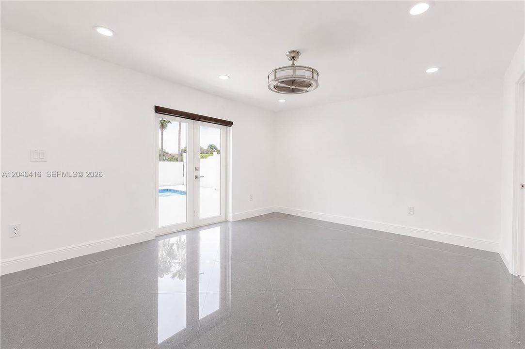 For Sale: $735,000 (4 beds, 2 baths, 1796 Square Feet)